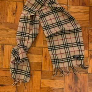 Burberry classic vintage check cashmere scarf